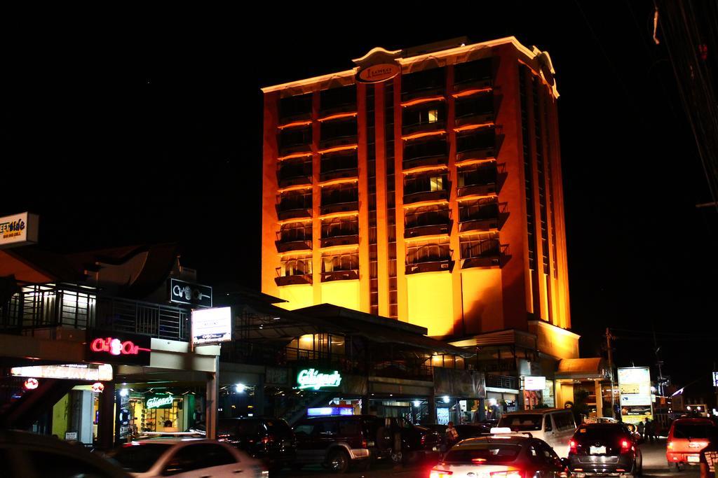 Iloilo Business Hotel Exterior foto