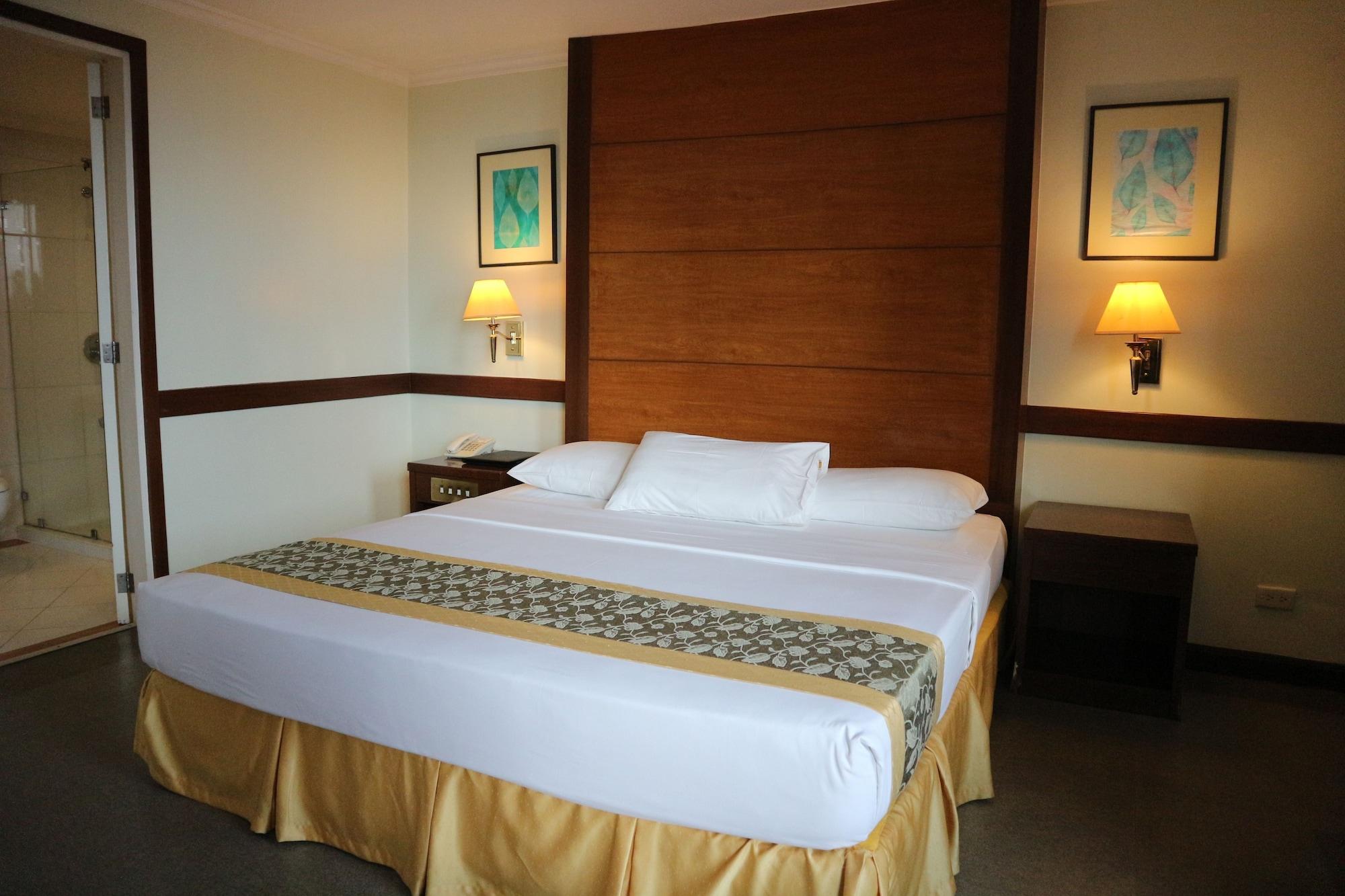 Iloilo Business Hotel Exterior foto
