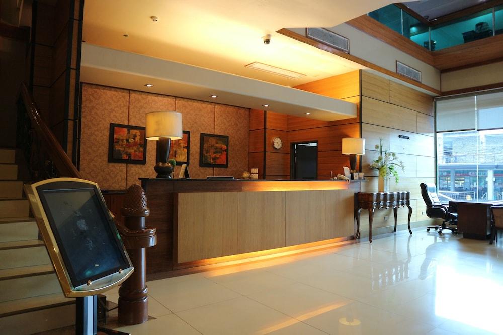 Iloilo Business Hotel Exterior foto