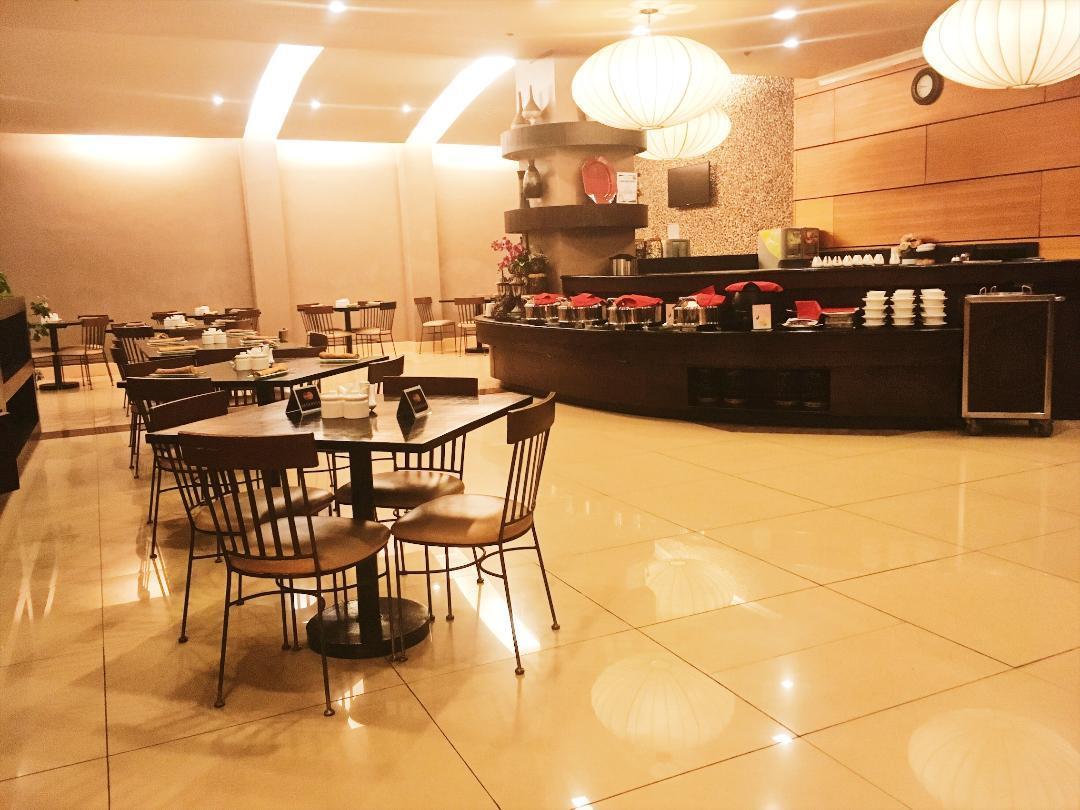 Iloilo Business Hotel Exterior foto