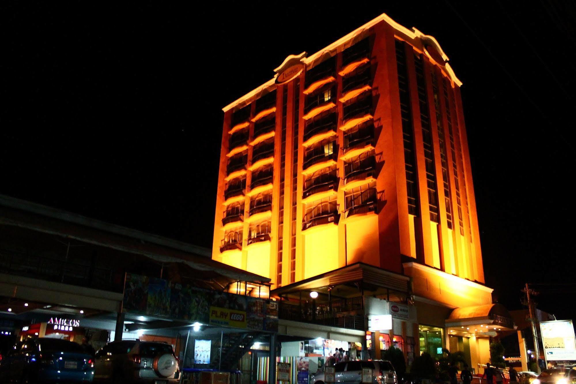 Iloilo Business Hotel Exterior foto